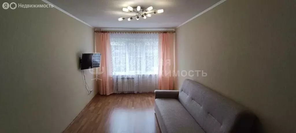 2-комнатная квартира: Великий Новгород, улица Зелинского, 7 (49 м) - Фото 1