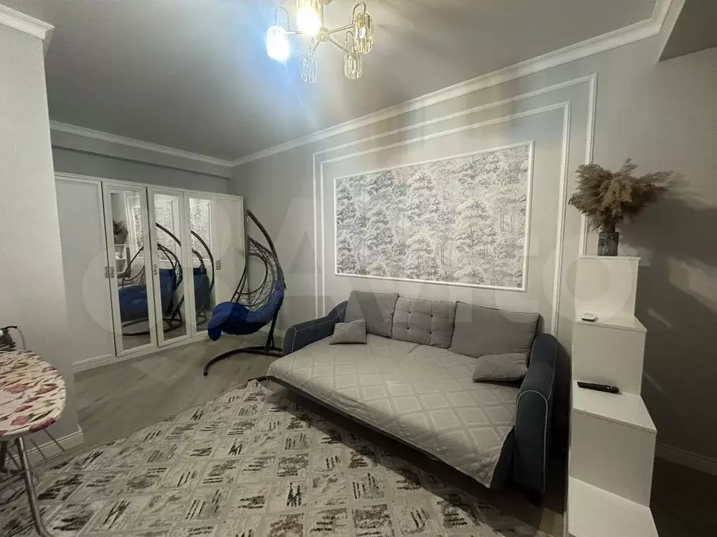 1-к. квартира, 60 м, 1/12 эт. - Фото 0