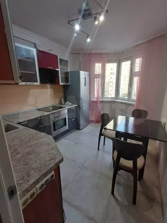 2-к. квартира, 50 м, 4/17 эт. - Фото 1