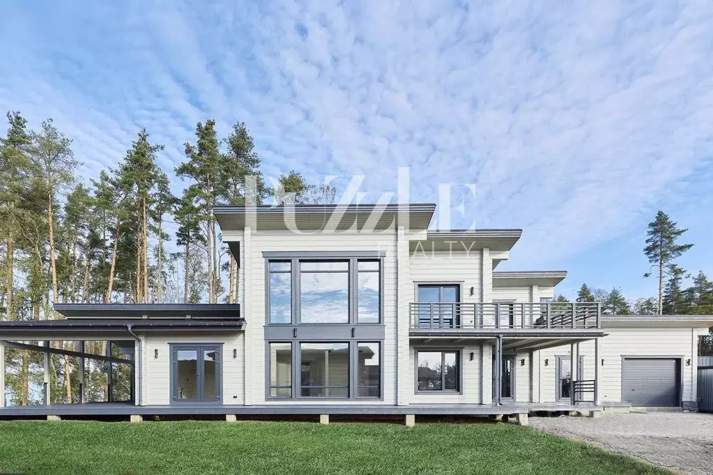 Дом в Ленинградская область, Выборгский район, Полянское с/пос, пос. ... - Фото 1