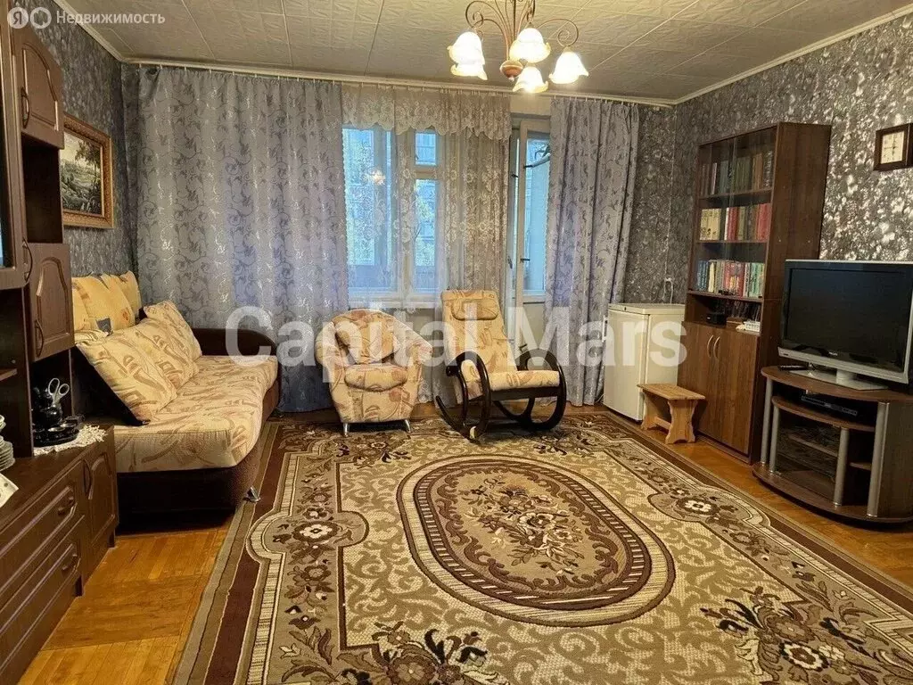 3-комнатная квартира: Санкт-Петербург, проспект Сизова, 20к2 (58 м) - Фото 0