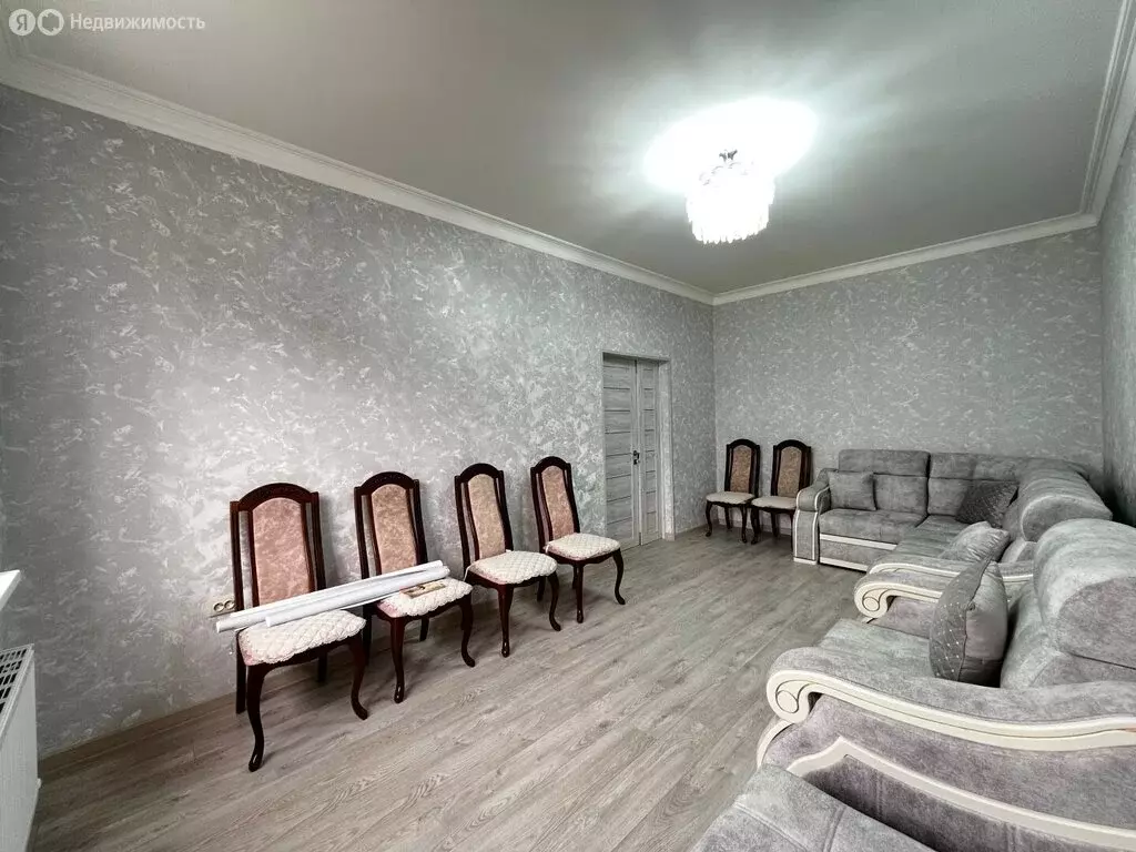 1-комнатная квартира: Нальчик, улица Братьев Беровых, 54 (37 м) - Фото 1