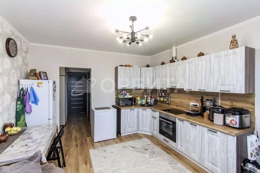 2-к кв. Тюменская область, Тюмень ул. Беляева, 33к2 (49.9 м) - Фото 1