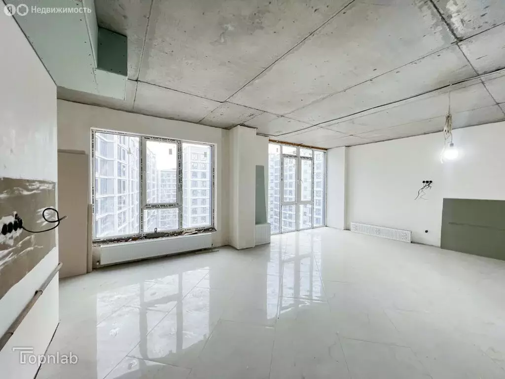 3-комнатная квартира: Нальчик, улица Тлостанова, 32 (118 м) - Фото 1