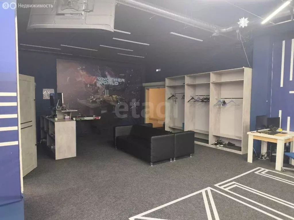 Помещение свободного назначения (221.3 м) - Фото 1