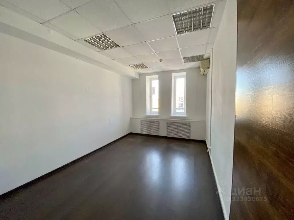 Офис в Пензенская область, Пенза Московская ул., 29 (19 м) - Фото 1