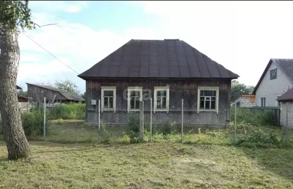 Дом в Брянская область, Жуковка ул. Шевченко (54 м) - Фото 1
