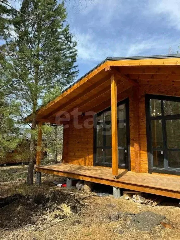 Дом в Красноярский край, Дивногорск городской округ, пос. Манский ул. ... - Фото 1