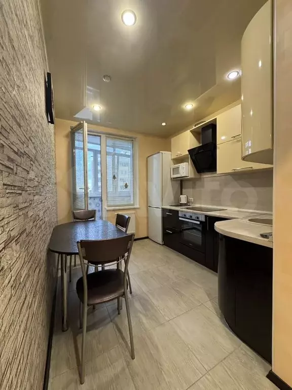 1-к. квартира, 40 м, 6/18 эт. - Фото 1