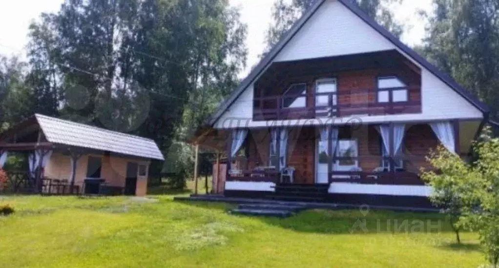 Дом в Алтай, Майминский район, с. Соузга Школьный пер. (100 м) - Фото 1