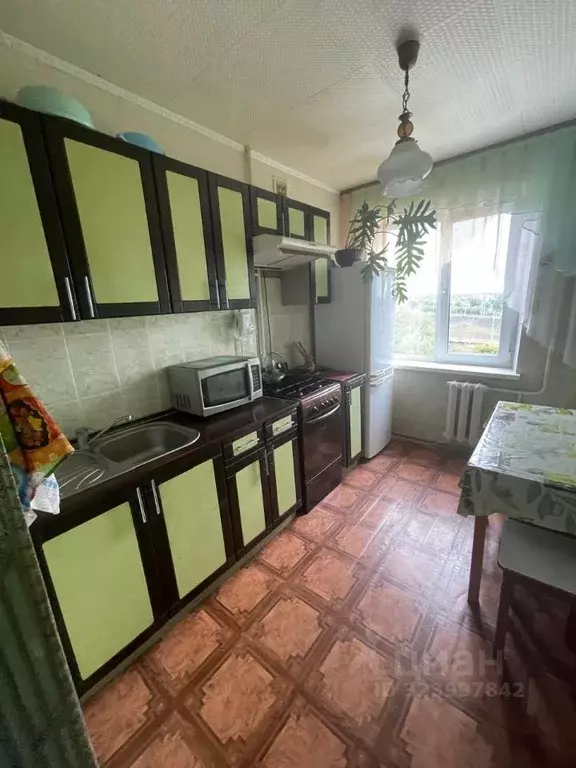 3-к кв. Омская область, Омск ул. Калинина, 12 (52.0 м) - Фото 1