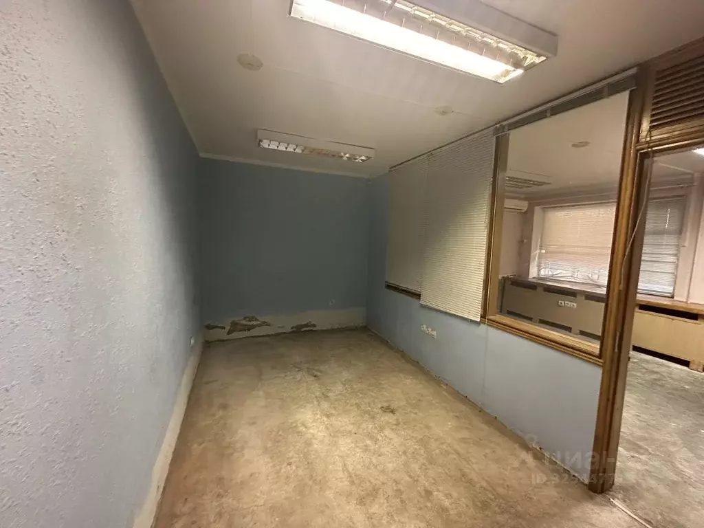 Помещение свободного назначения в Краснодарский край, Туапсе ул. ... - Фото 2