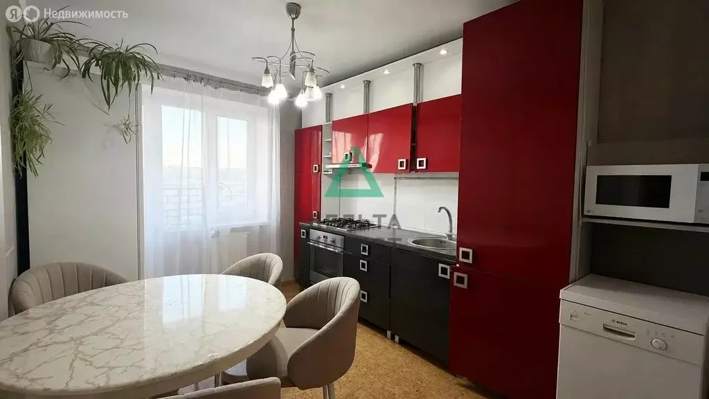 2-комнатная квартира: село Дмитриевка, Трактовая улица, 28/2 (57.4 м) - Фото 1