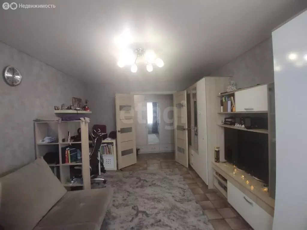 2-комнатная квартира: Бирск, улица 8 Марта, 42 (47.6 м) - Фото 2