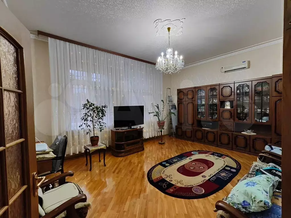 Дом 350 м на участке 7 сот. - Фото 0
