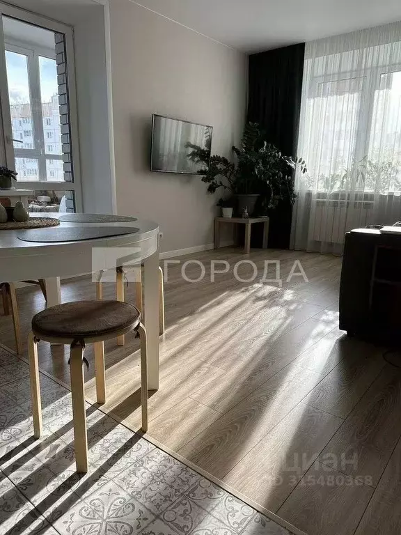 3-к кв. Алтайский край, Барнаул ул. 65 лет Победы, 29 (67.0 м) - Фото 0
