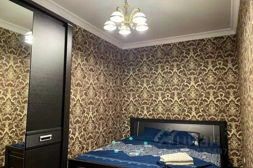 Дом в Дагестан, Каспийск ул. Гагарина, 67 (100 м) - Фото 1