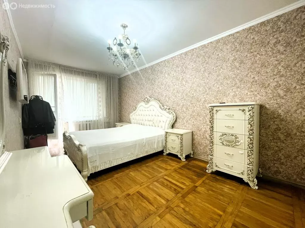 3-комнатная квартира: Нальчик, улица Ватутина, 29А (76.1 м) - Фото 1