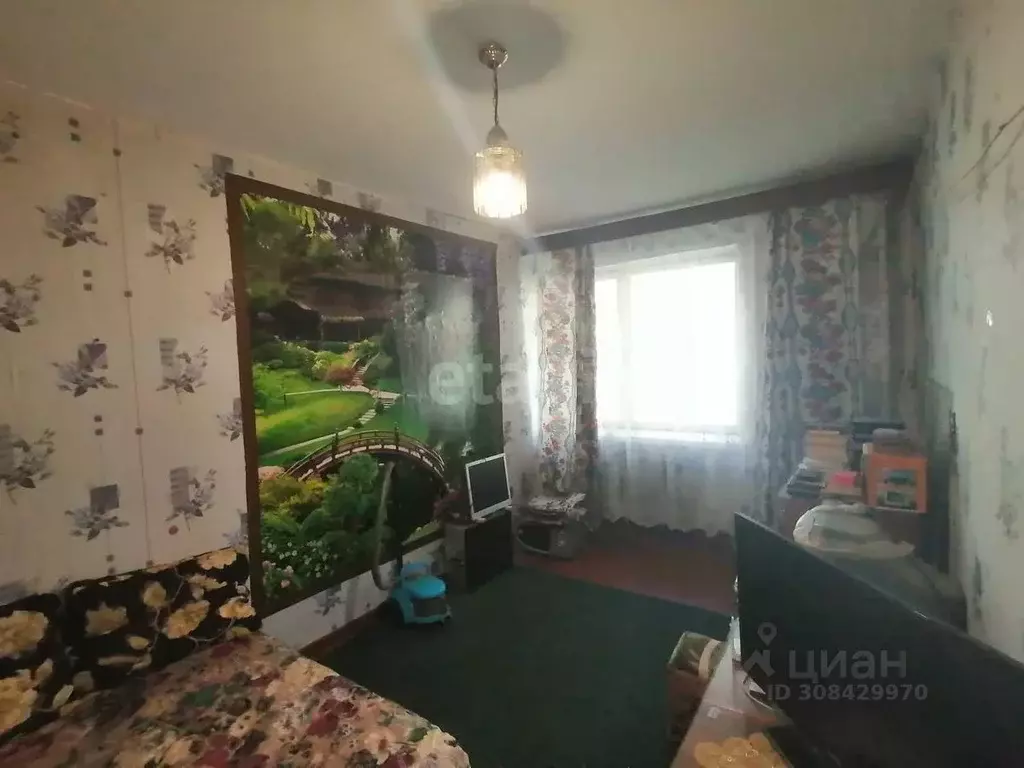 4-к кв. Псковская область, Остров Авиационная ул., 5 (73.4 м) - Фото 1