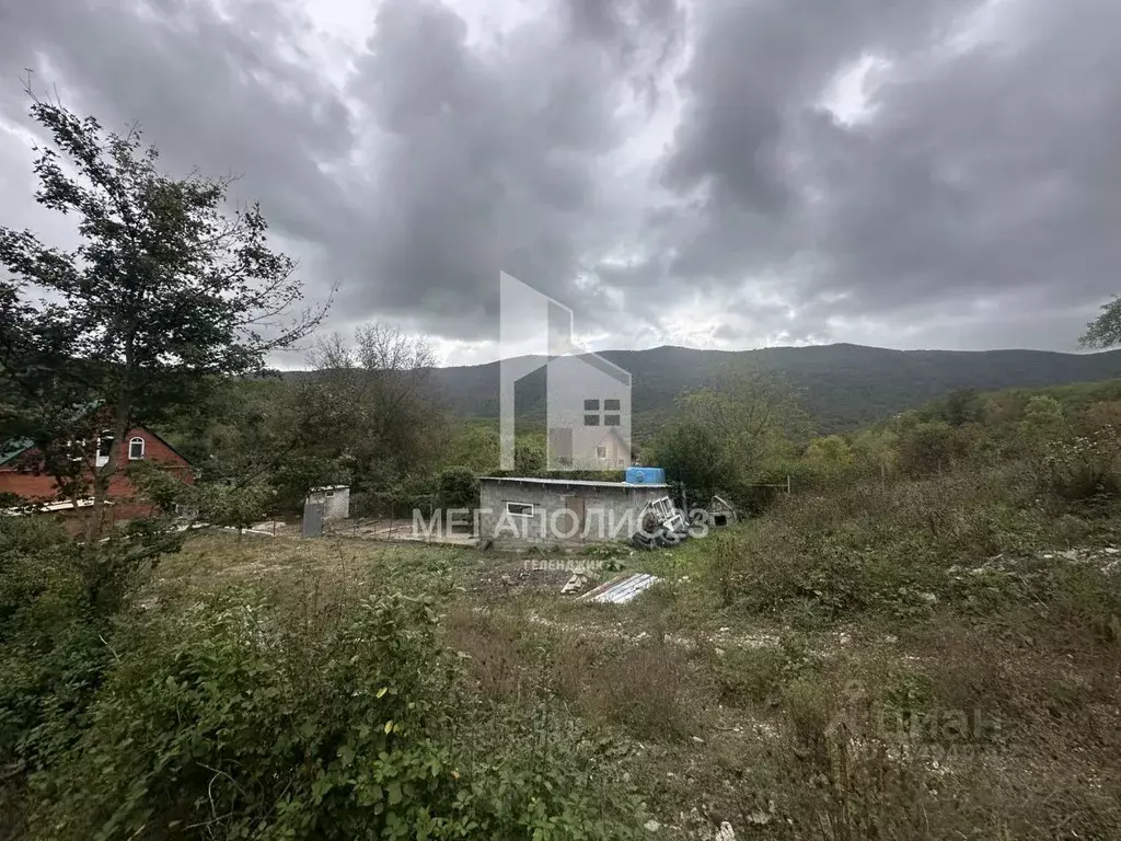 Участок в Краснодарский край, Геленджик муниципальное образование, с. ... - Фото 0