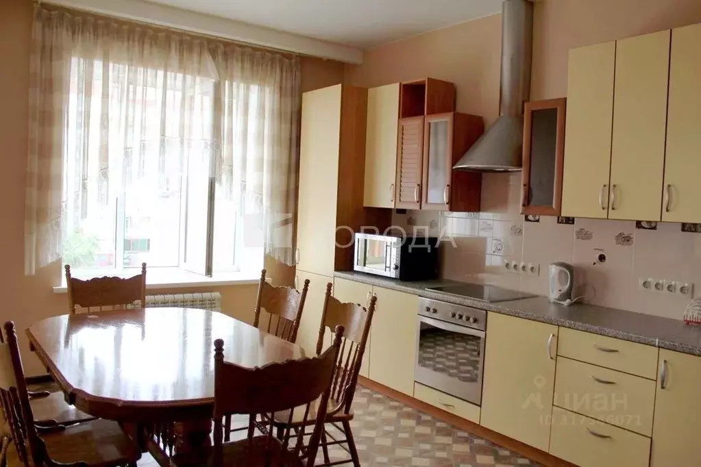 3-к кв. Новосибирская область, Новосибирск ул. Максима Горького, 85 ... - Фото 1