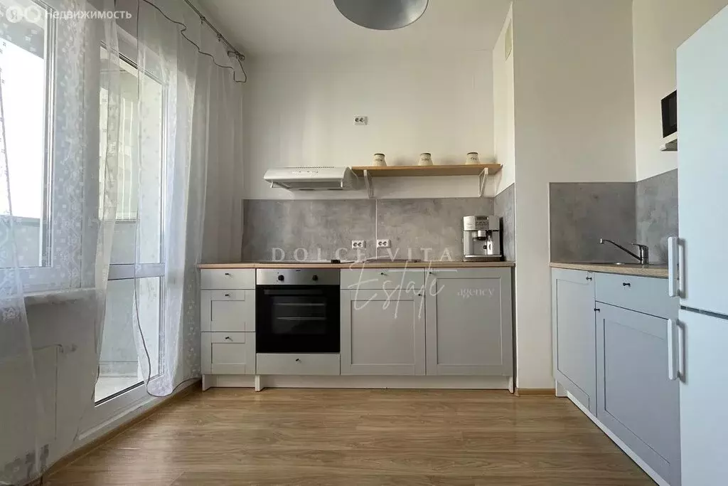 1-комнатная квартира: Санкт-Петербург, Южное шоссе, 45к4 (38.5 м) - Фото 1
