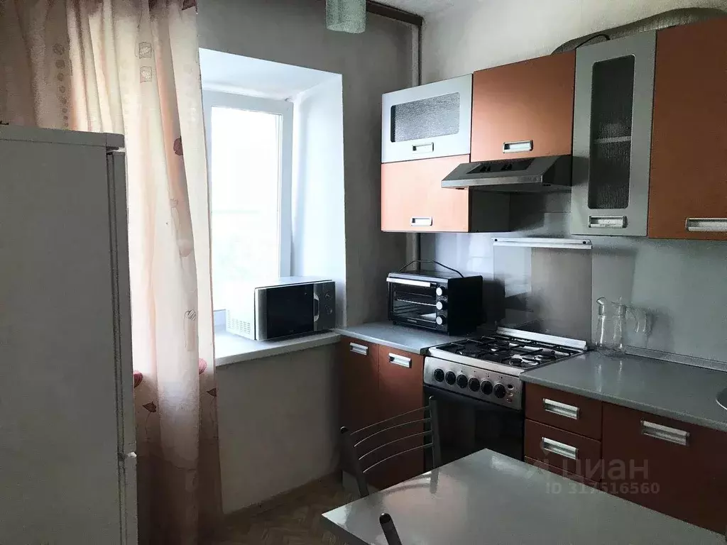 1-к кв. Хабаровский край, Хабаровск Уссурийский бул., 15 (30.3 м) - Фото 0