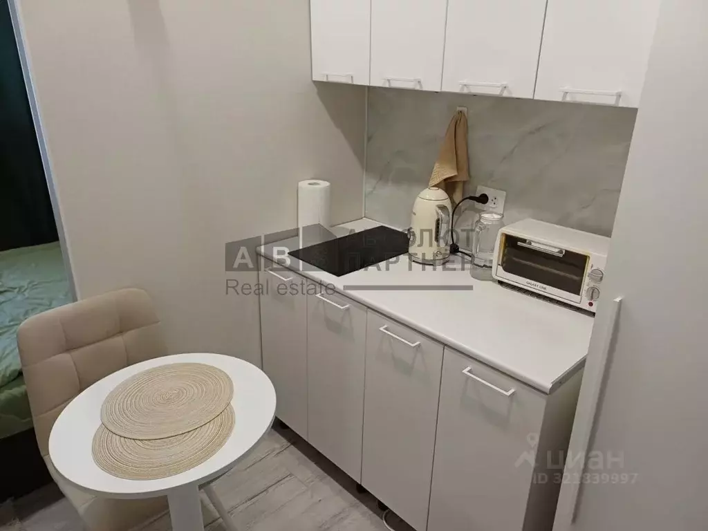 Комната Новгородская область, Великий Новгород ул. Космонавтов, 8 ... - Фото 1