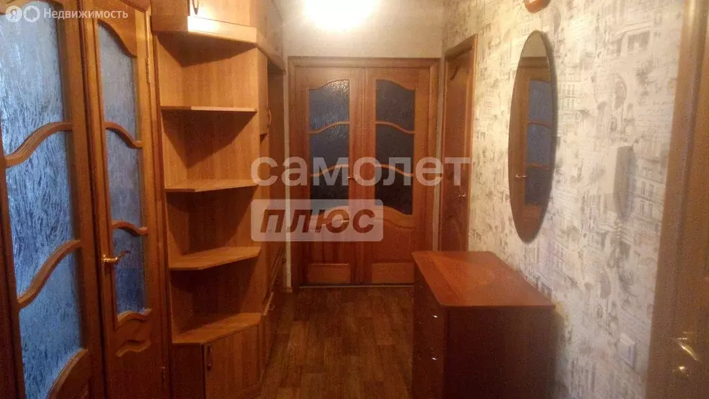 2-комнатная квартира: Омск, улица Крупской, 27к2 (67.9 м) - Фото 0