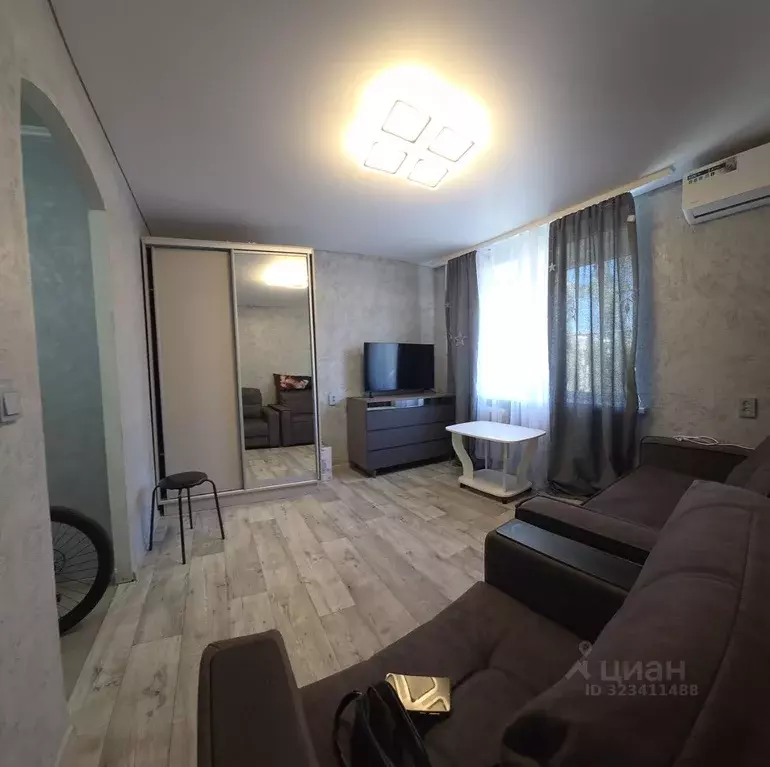 1-к кв. Ростовская область, Азов Азовский район, пер. Урицкого, 61 ... - Фото 0