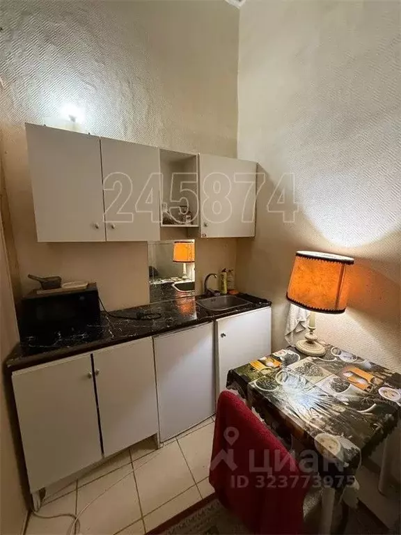 Комната Москва Никитский бул., 7Б (20.0 м) - Фото 1