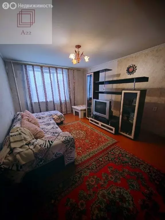 3-комнатная квартира: Барнаул, улица Попова, 59 (54 м) - Фото 1