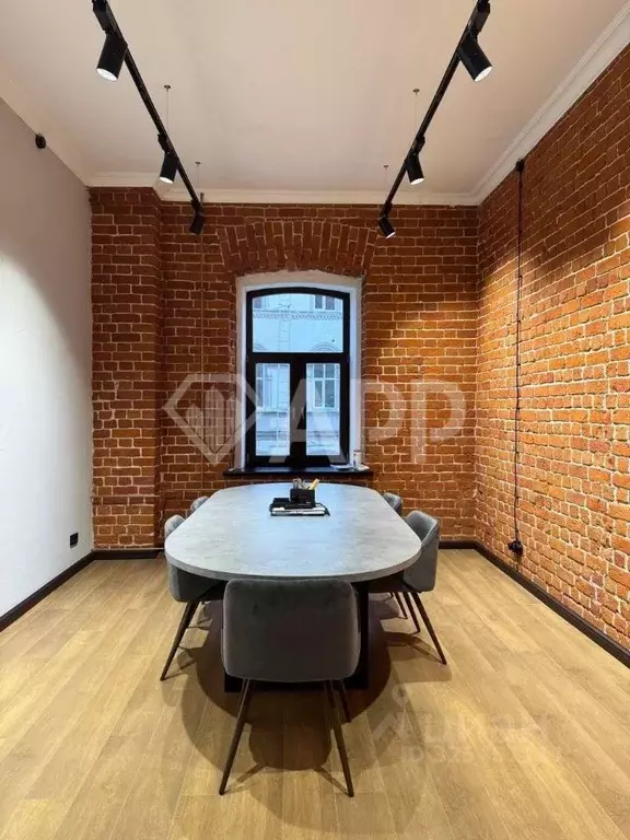 Офис в Татарстан, Казань ул. Шигабутдина Марджани, 24 (452 м) - Фото 1