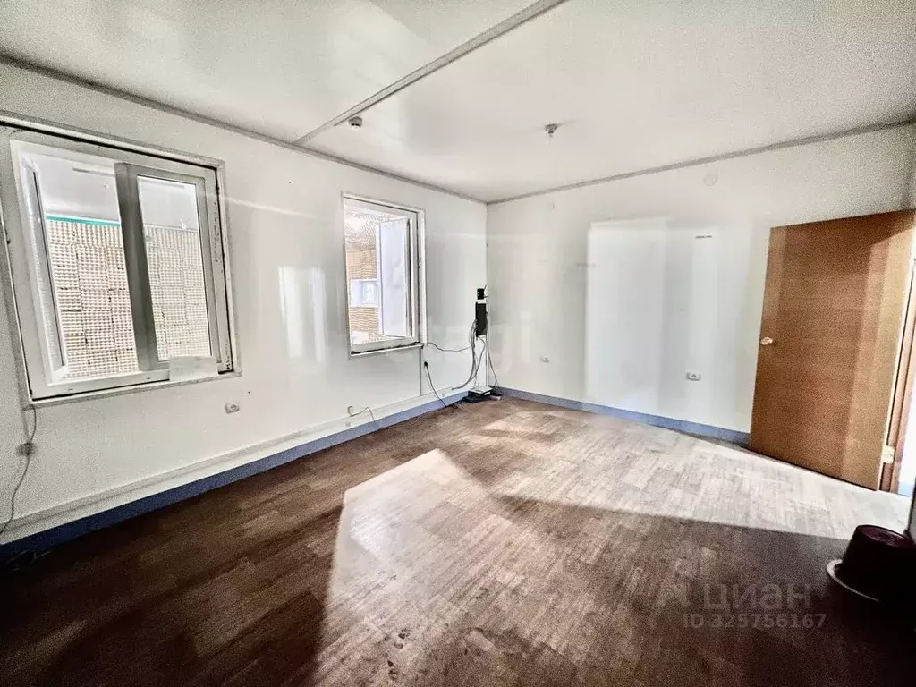 Офис в Ростовская область, Таганрог Петровская ул., 25 (71 м) - Фото 1