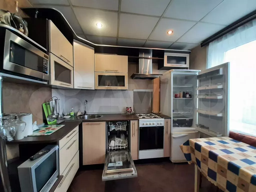 3-к. квартира, 63 м, 8/9 эт. - Фото 0