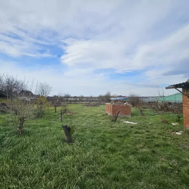 Участок в Краснодарский край, Абинский район, Ахтырское городское ... - Фото 0