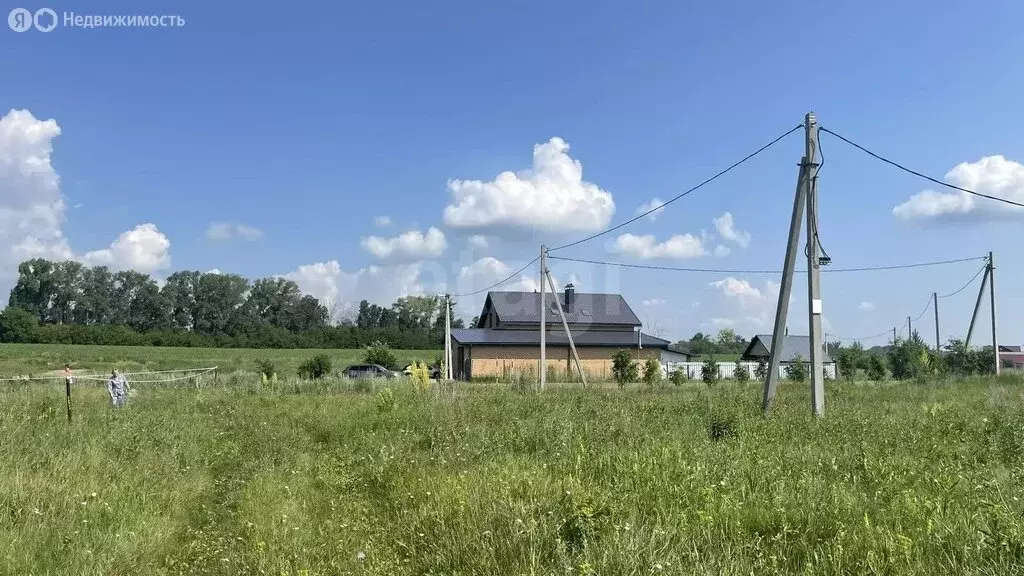 Участок в село Ишеево, Уральская улица (8 м) - Фото 1