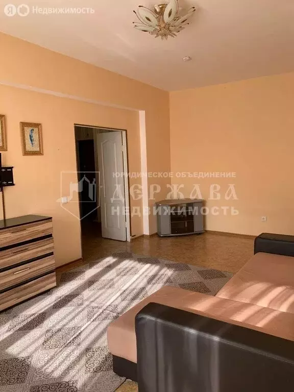 1-комнатная квартира: Кемерово, проспект Шахтёров, 62Б (55 м) - Фото 1