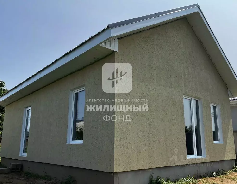 Дом в Саратовская область, Энгельсский район, Новопушкинское ... - Фото 1