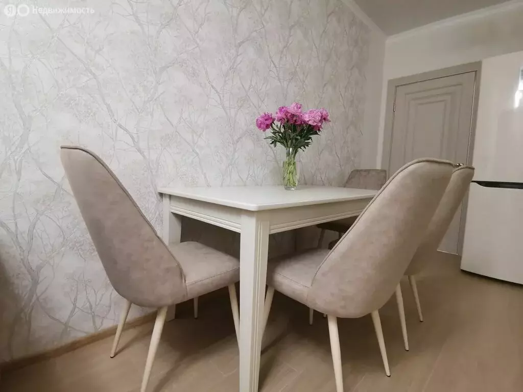 2-комнатная квартира: Краснодар, улица Григория Булгакова, 6 (70 м) - Фото 2