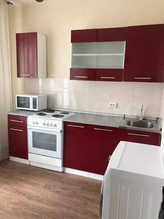 1-к. квартира, 42 м, 8/10 эт. - Фото 1