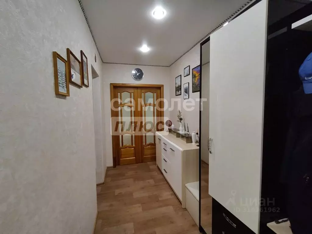 3-к кв. Белгородская область, Старый Оскол Парковый мкр, 25 (61.2 м) - Фото 1