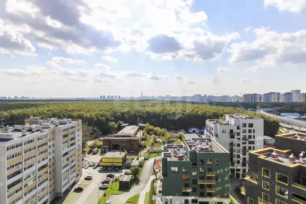 2-к кв. Тюменская область, Тюмень Тарманы мкр, ул. Малышева, 31к1 ... - Фото 1
