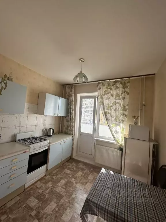 1-к кв. Саратовская область, Энгельс ул. Шурова Гора, 7/8 (40.0 м) - Фото 0