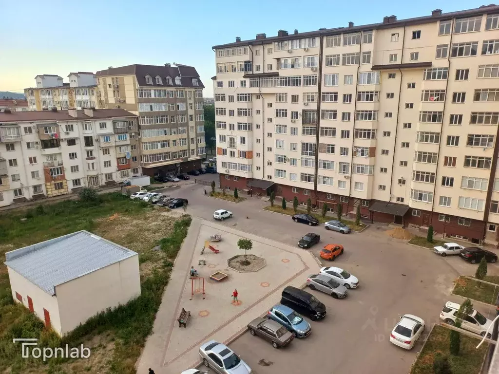 2-к кв. Кабардино-Балкария, Нальчик ул. Тарчокова, 21к1 (60.0 м) - Фото 0