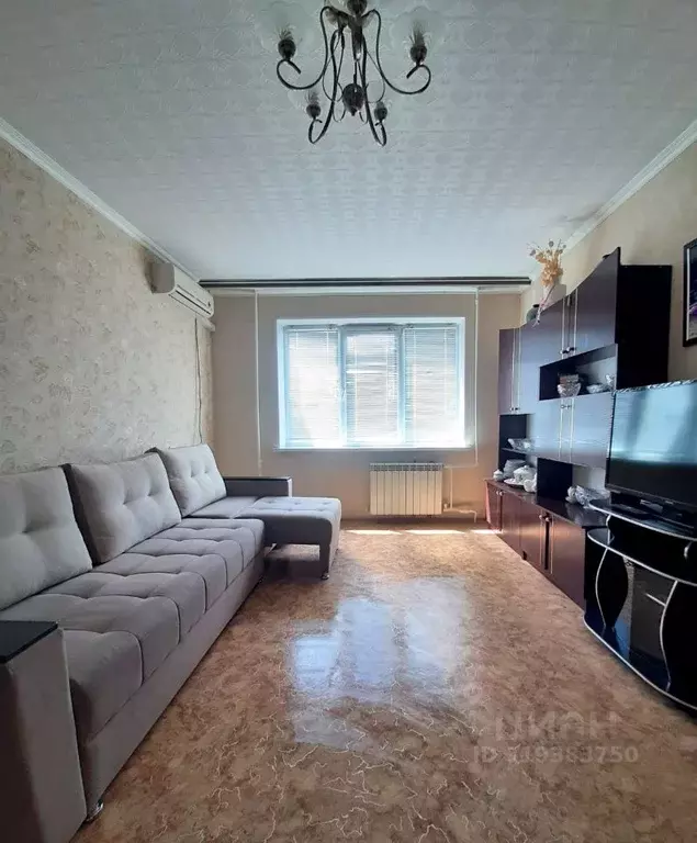 3-к кв. Волгоградская область, Волжский ул. Мира, 22 (65.6 м) - Фото 0