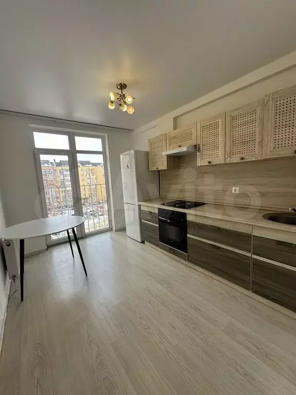 1-к. квартира, 40 м, 5/7 эт. - Фото 1