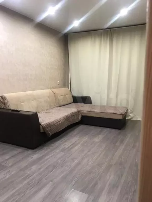 2-к. квартира, 45 м, 1/5 эт. - Фото 0