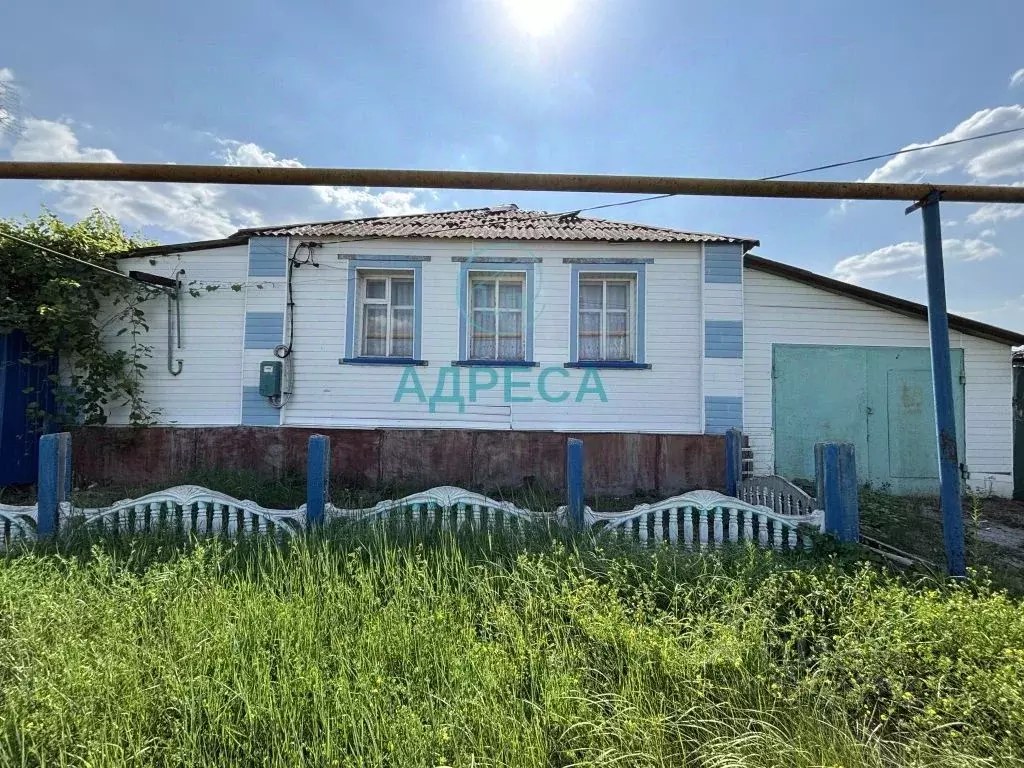 Дом в Белгородская область, Новый Оскол Кирзаводская ул. (50 м) - Фото 1