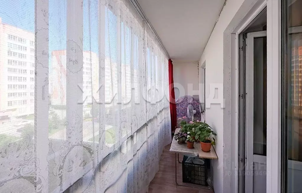1-к кв. Новосибирская область, Новосибирск ул. Петухова, 101 (26.0 м) - Фото 1